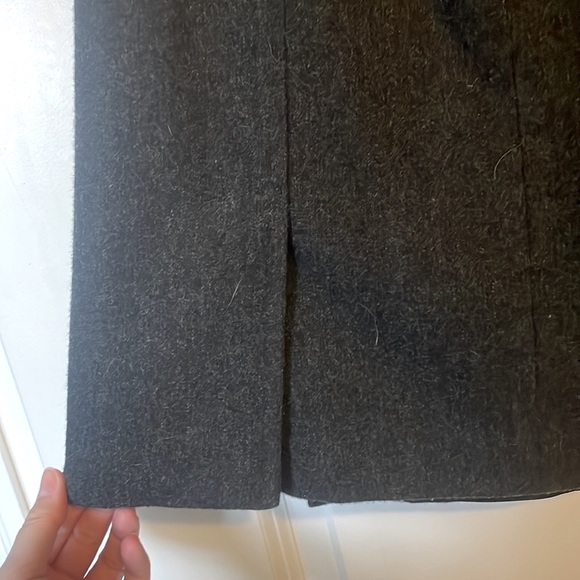 Charcoal double lined skirt size 4 - Picture 4 of 4